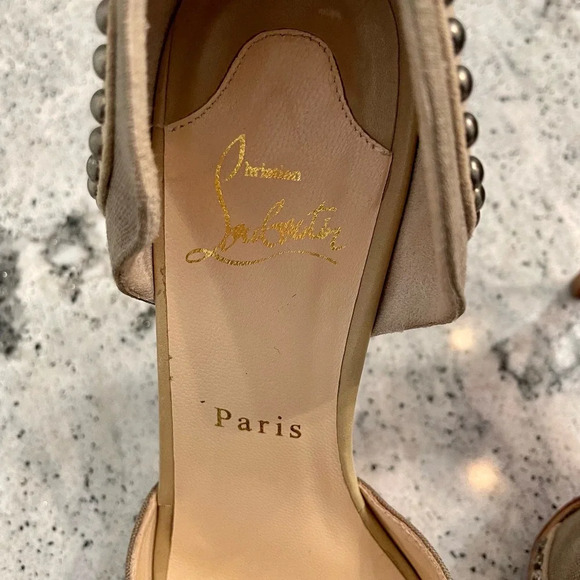 Christian Louboutin Beige Peep-Toe Heels with Red Soles - Picture 4 of 13